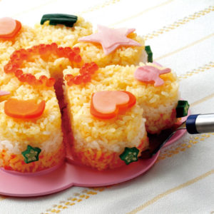 Beautiful-and-Tasty-Sushi-Cakes-are-now-very-popular-in-Japan1__880 (1)